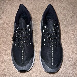 Nike Air Zoom Pegasus 35 Shield